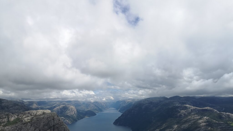 preikestolen norveška